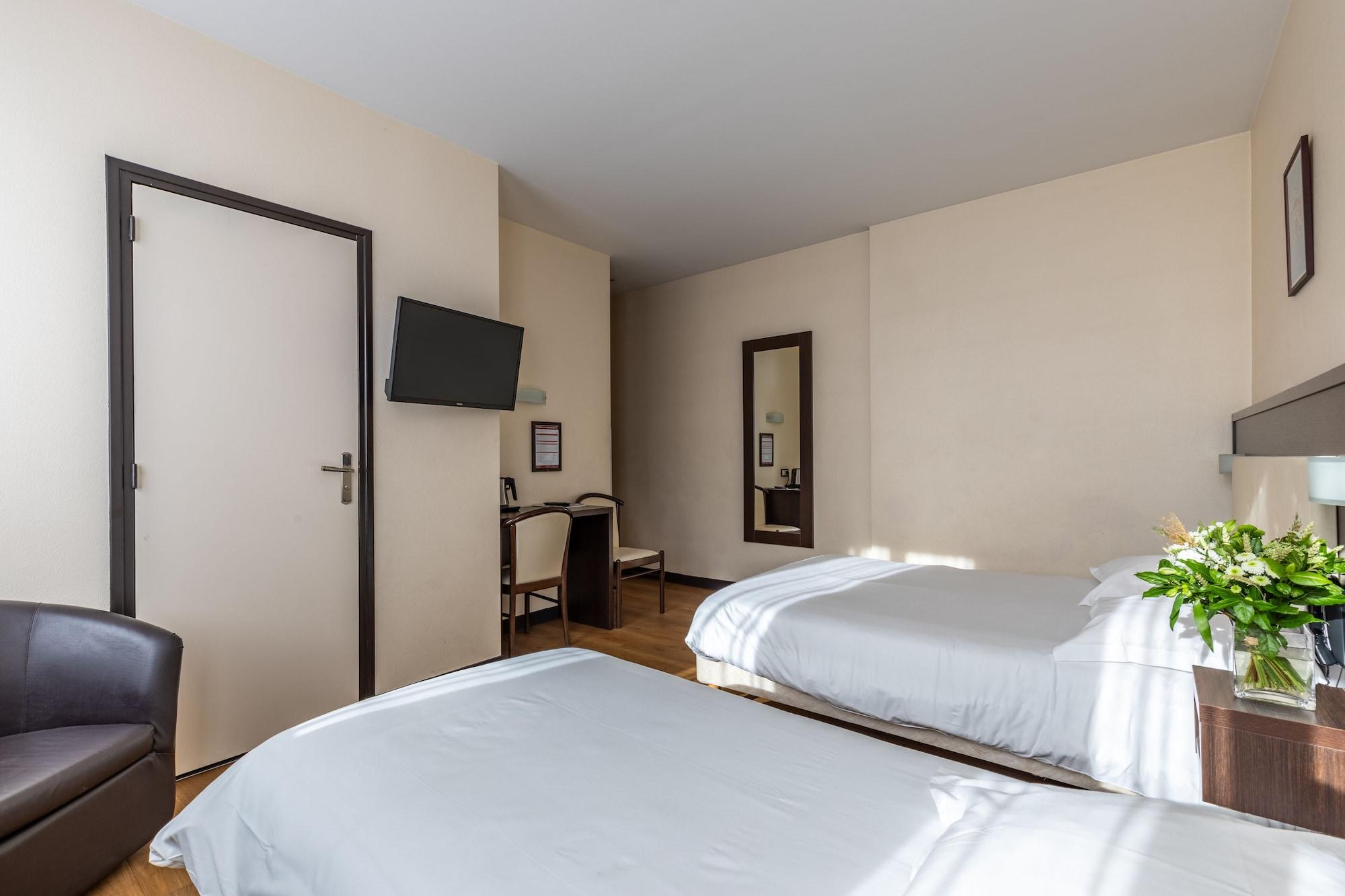 Hotel Le Florin Rennes Exteriör bild